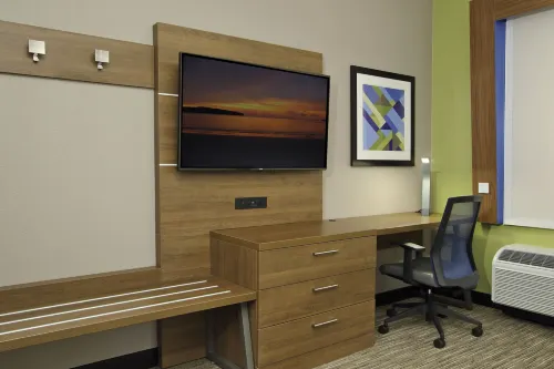 Holiday Inn Express & Suites Dallas-Frisco NW Toyota Stdm Rooms Photos