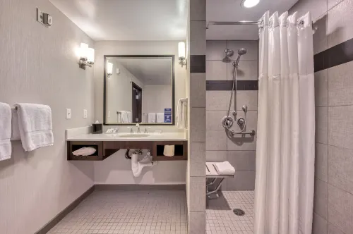 Hilton Garden Inn Irvine/Orange County Airport Photos