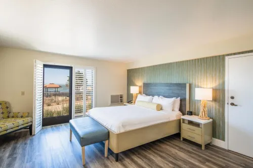 Inn at the Cove Rooms Photos