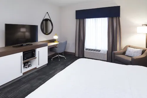 Hampton Inn & Suites West Morgantown University Towne Centre Rooms Photos
