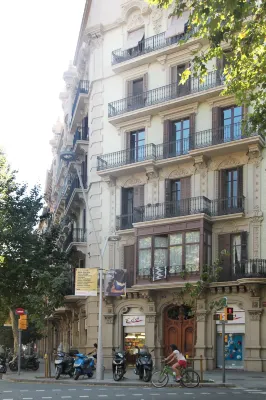 Som Nit Triomf À proximité de l'hôtel Photos