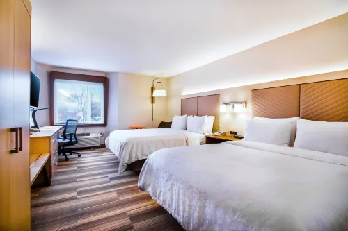 Holiday Inn Express & Suites Langley Rooms Photos
