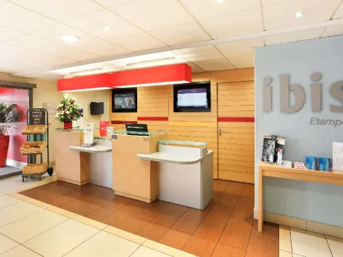 Hôtel ibis Etampes À proximité de l'hôtel Photos