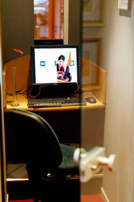 New Hotel Charlemagne Business Facilities Photos