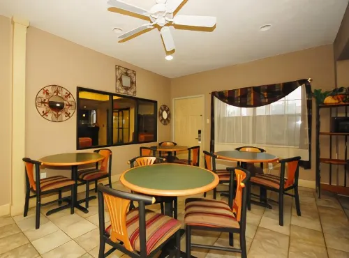 Best Western la Place Inn Ristorazione Photos
