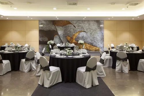 NH Canciller Ayala Vitoria Dining Photos