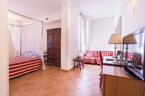 The Galileo Hotel Rooms Photos