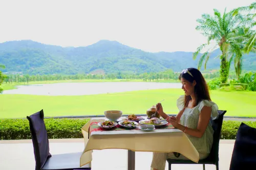 Tinidee Golf Resort at Phuket Restauration Photos