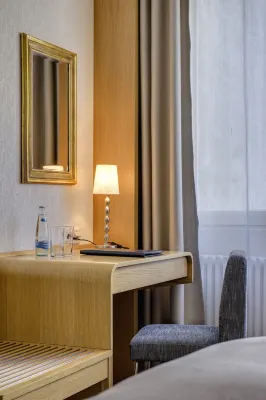 Continental Hotel Lausanne Camere Photos