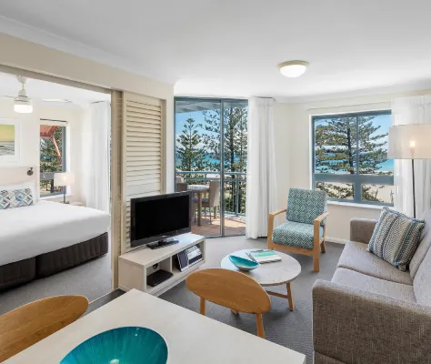 Oaks Gold Coast Calypso Plaza Suites Photos