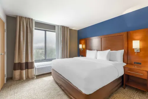 Comfort Suites Longmont Photos