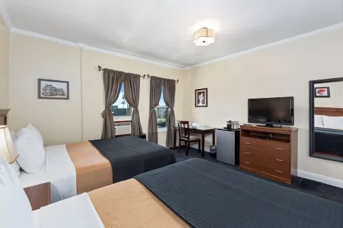 Hollywood Historic Hotel Photos