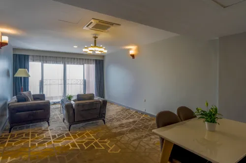 Manhattan Business Hotel Photos