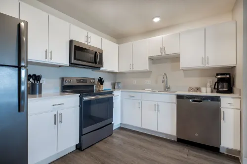 Soka Suites Dallas - Las Colinas Rooms Photos