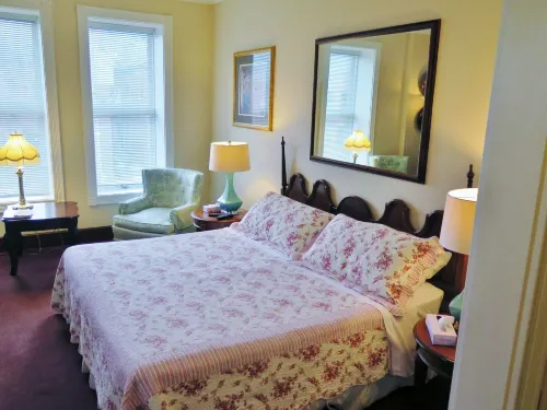 Madison Manor Boutique Hotel Rooms Photos