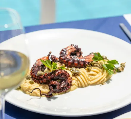 Kos Divine Hotel & Suites Dining Photos