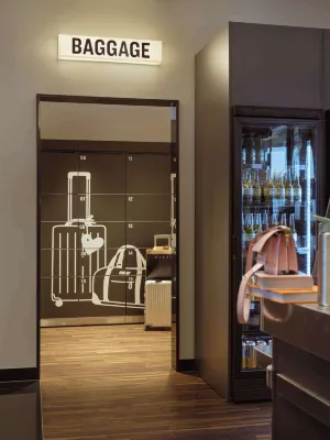 Flemings Hotel Frankfurt Main-Riverside Public Areas Photos