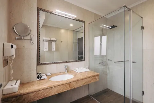 Paris Hotel Yerevan Photos
