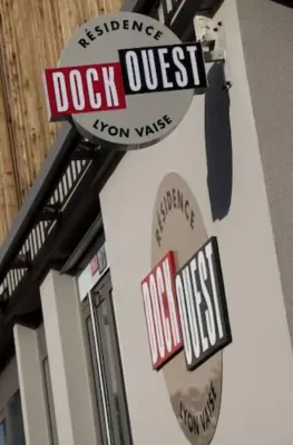 Adonis Lyon Dock Ouest Extérieur Photos
