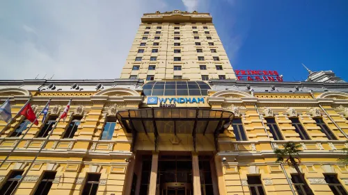 Wyndham Batumi Esterni Photos