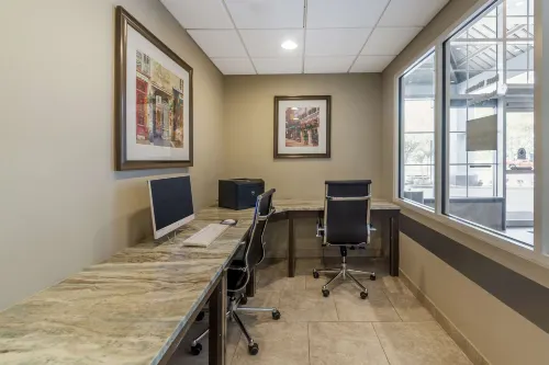 Best Western Naples Plaza Hotel Business Facilities Photos