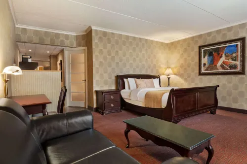 Ramada by Wyndham Fredericton Rooms Photos