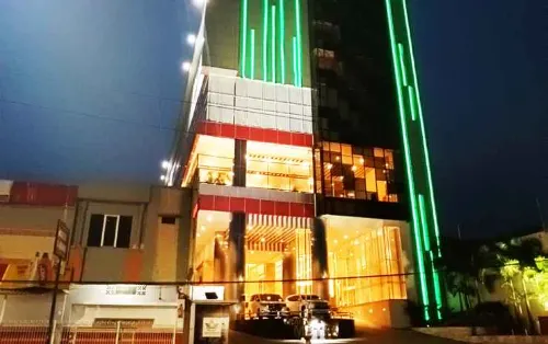 Grand Metro Hotel Tasikmalaya Außen Photos