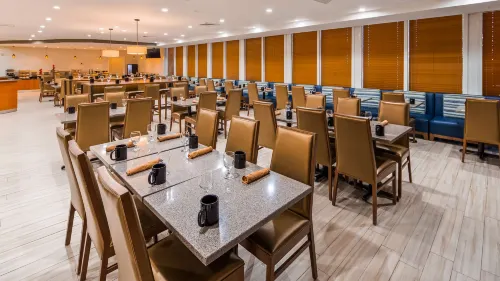 Best Western Plus Atlantic Beach Resort Business Facilities Photos
