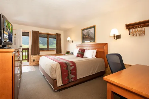 Flat Creek Inn Rooms Photos