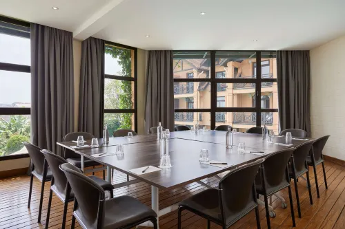 Radisson Tamboho Waterfront Antananarivo Business Facilities Photos