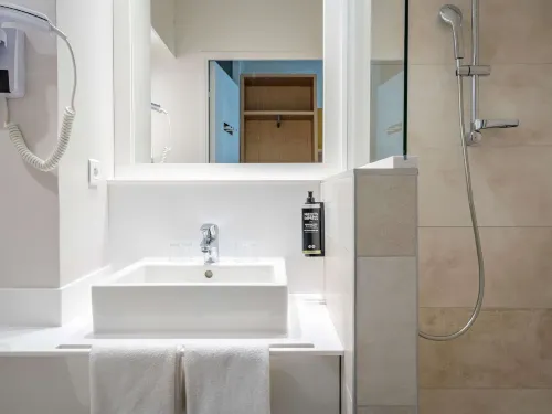 Ibis Styles Biarritz Plage Photos