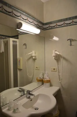 Grand Hotel Liberty Camere Photos