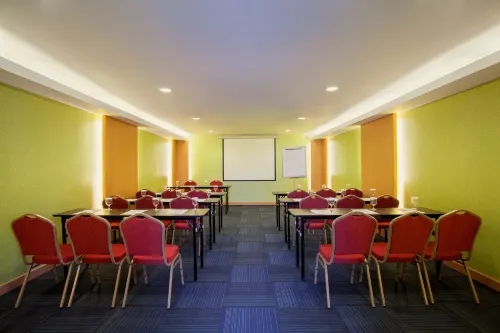 Ibis Budget Semarang Tendean Espaces Affaires Photos