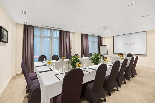 Mercure Hanoi la Gare Business Facilities Photos