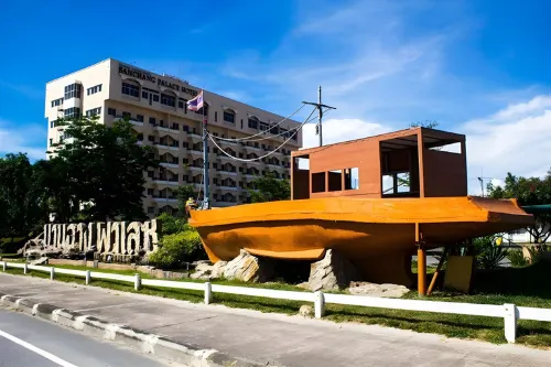 Bcp Hotel Exterior Photos