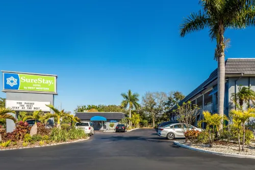 SureStay Hotel by Best Western Sarasota Lido Beach Exterior Photos