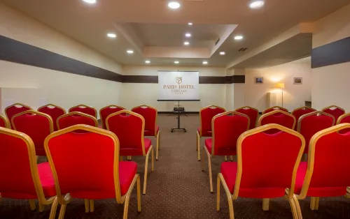 Paris Hotel Yerevan مرافق الأعمال Photos