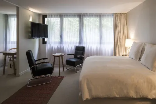Hôtel La Maison Champs Elysées. Photos