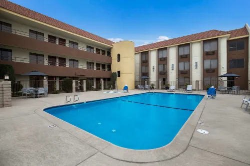 Best Western Norwalk Inn Freizeit und Erholung Photos
