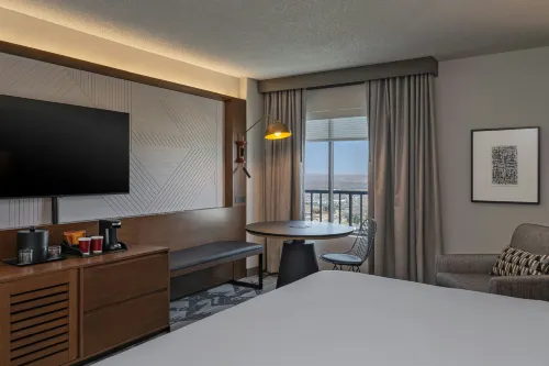 Sheraton Albuquerque Airport Hotel Rooms Photos