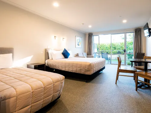 Lake Taupo Motor Inn Photos