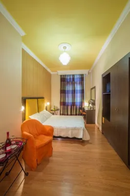 Delphi Art Hotel Rooms Photos