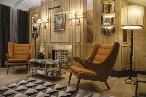 Browns Central Hotel Photos