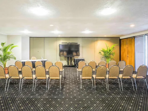 Mercure Townsville Business Facilities Photos