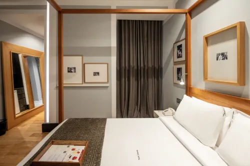 Brown's Downtown Hotel Photos