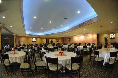 Hotel Saddleback Los Angeles - Norwalk Restauration Photos