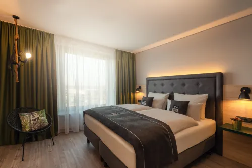 Holiday Inn - the niu, Crusoe Bremen Airport Zimmer Photos