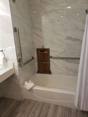 Best Western Plus Sunset Plaza Hotel Rooms Photos