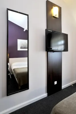 Brit Hotel Lyon Nord Dardilly Chambres Photos