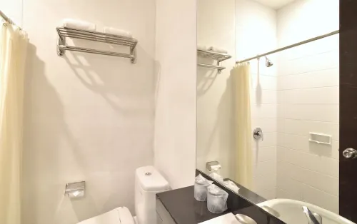 Grand Cikarang Hotel Zimmer Photos